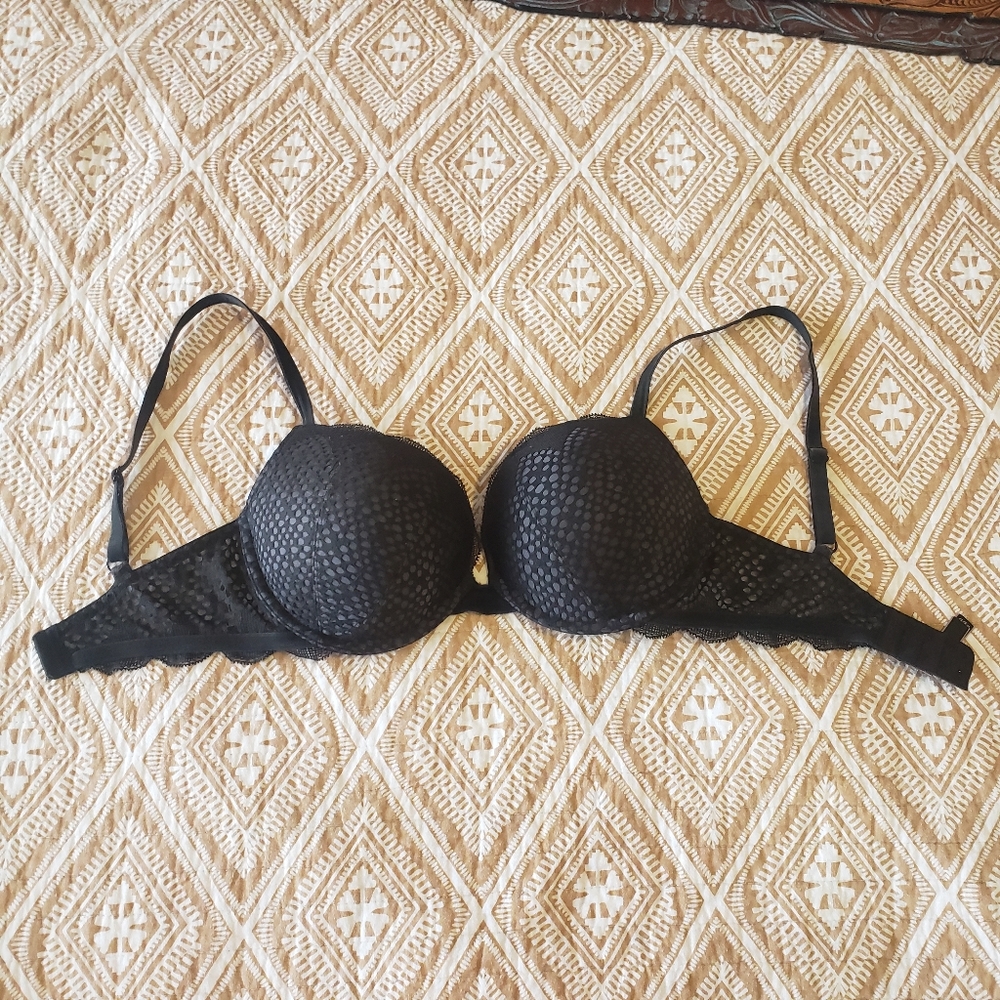 Victoria Secret Very Sexy push up bra